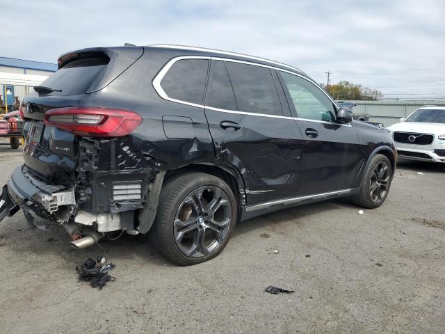 5UXCR6C54KLL63057 - 2019 BMW X5 XDRIVE40I BLACK photo 3