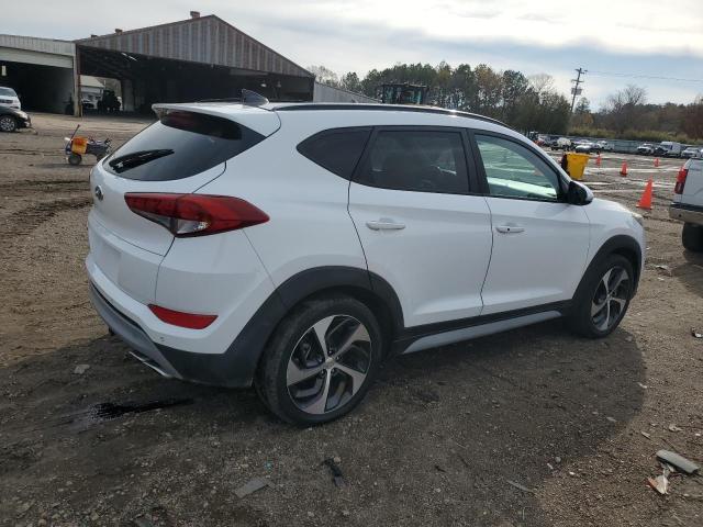 KM8J33A26JU674429 - 2018 HYUNDAI TUCSON VALUE WHITE photo 3