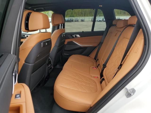 5UX43EU04R9U28192 - 2024 BMW X5 XDRIVE50E WHITE photo 11