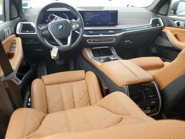5UX43EU04R9U28192 - 2024 BMW X5 XDRIVE50E WHITE photo 8