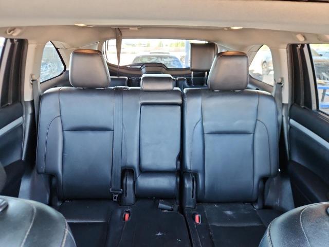 5TDKZRFH3KS553791 - 2019 TOYOTA HIGHLANDER SE WHITE photo 10