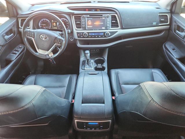 5TDKZRFH3KS553791 - 2019 TOYOTA HIGHLANDER SE WHITE photo 8