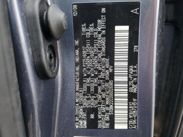 5TDBK22C09S026985 - 2009 TOYOTA SIENNA XLE BLUE photo 13