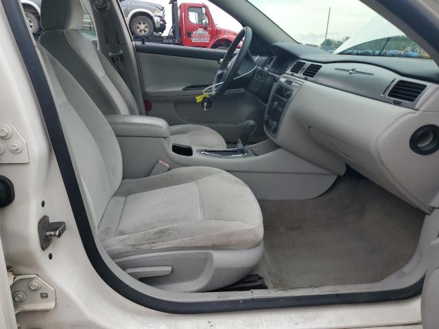 2G1WT58K879156915 - 2007 CHEVROLET IMPALA LT WHITE photo 7