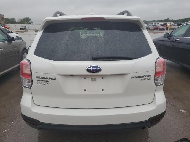JF2SJAGC3HH440840 - 2017 SUBARU FORESTER 2.5I PREMIUM WHITE photo 6