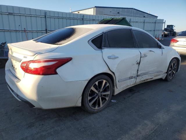 1N4AL3AP2GC200563 - 2016 NISSAN ALTIMA 2.5 WHITE photo 3