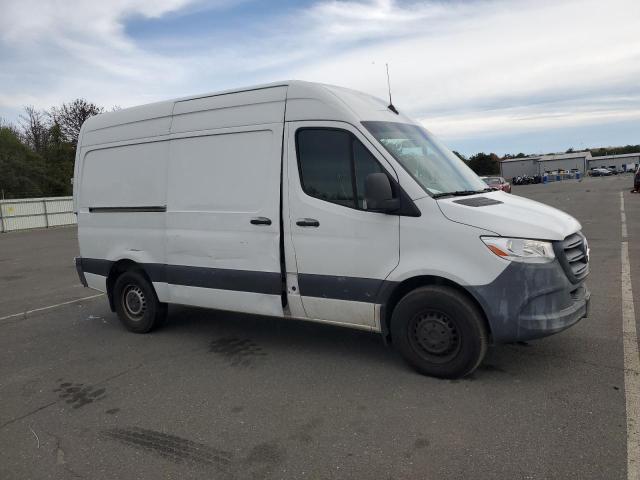 W1Y4EBHYXMT058268 - 2021 MERCEDES-BENZ SPRINTER 2500 WHITE photo 4