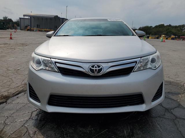 4T1BF1FK5DU285410 - 2013 TOYOTA CAMRY L SILVER photo 5