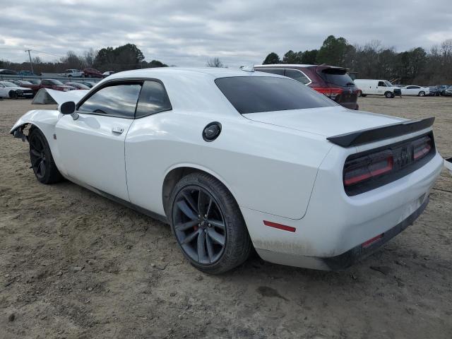 2C3CDZFJ7KH509432 - 2019 DODGE CHALLENGER R/T SCAT PACK WHITE photo 2