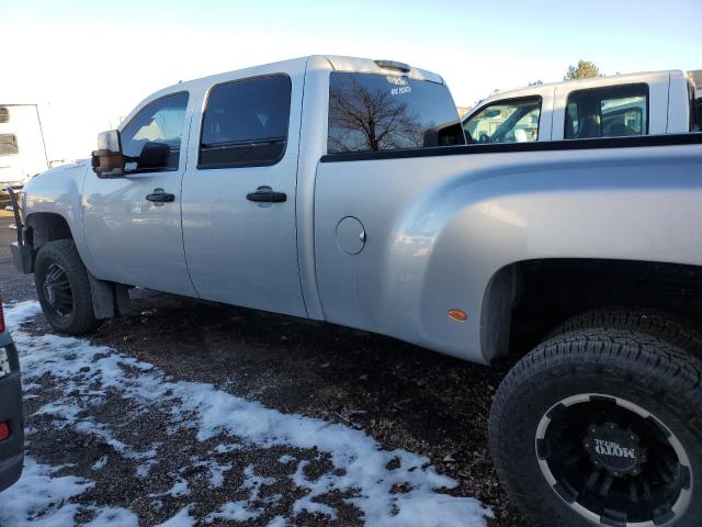 1GC4K0C84EF167415 - 2014 CHEVROLET SILVERADO K3500 LT SILVER photo 2