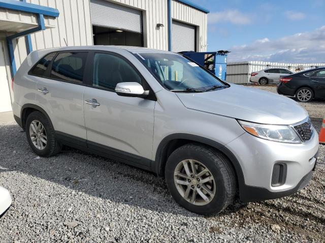 5XYKT3A67EG473402 - 2014 KIA SORENTO LX SILVER photo 4