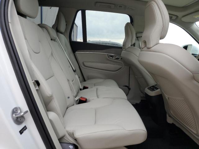 YV4062PN0P1992864 - 2023 VOLVO XC90 PLUS WHITE photo 11