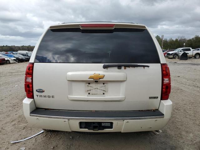 1GNSCCE06CR211835 - 2012 CHEVROLET TAHOE C1500 LTZ WHITE photo 6