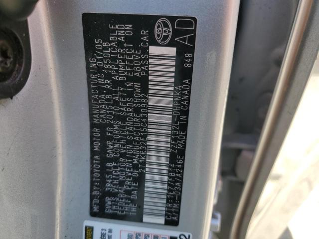 2T1KR32E15C430982 - 2005 TOYOTA COROLLA MA XR SILVER photo 14