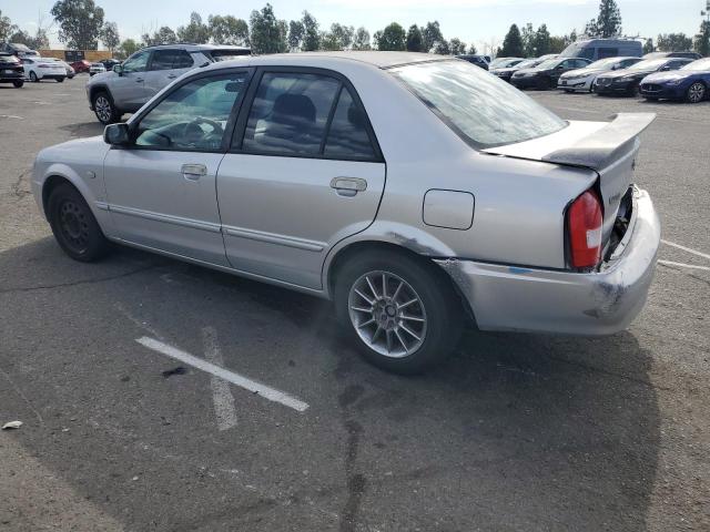 JM1BJ225221617049 - 2002 MAZDA PROTEGE DX SILVER photo 2