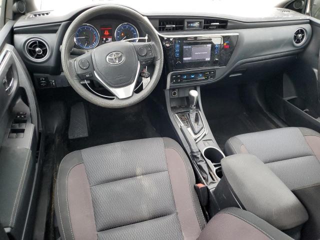 2T1BURHE0JC040295 - 2018 TOYOTA COROLLA L Синій фото 8