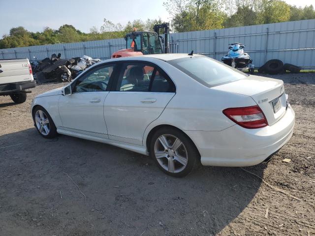 WDDGF8BB9BR149019 - 2011 MERCEDES-BENZ C 300 4MATIC WHITE photo 2
