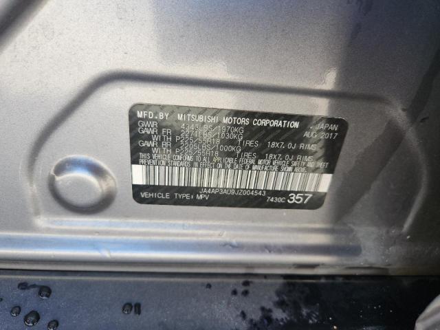 JA4AP3AU9JZ004543 - 2018 MITSUBISHI OUTLANDER ES فضي صورة 13