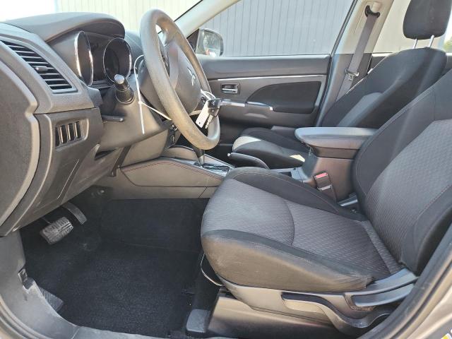 JA4AP3AU9JZ004543 - 2018 MITSUBISHI OUTLANDER ES فضي صورة 7