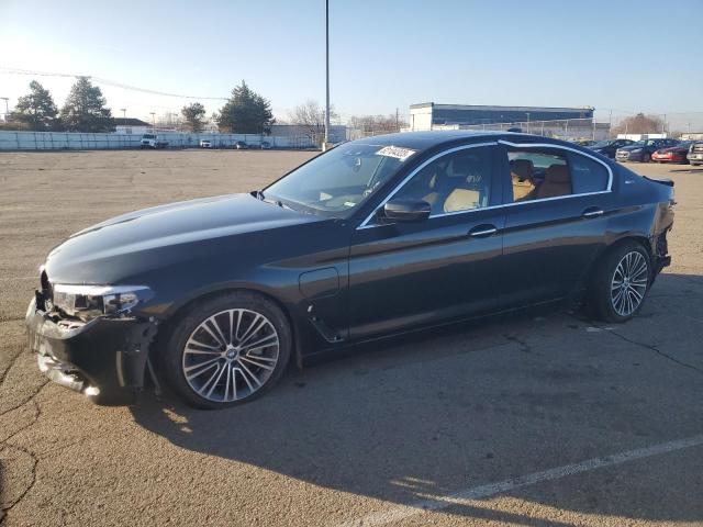 WBAJB1C51JB084604 - 2018 BMW 530XE BLACK photo 1
