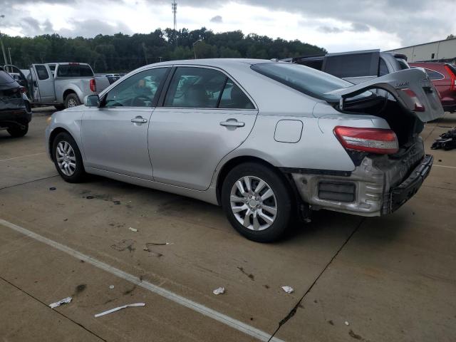 4T1BF3EK2BU167079 - 2011 TOYOTA CAMRY BASE Күміс фото 2