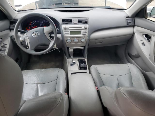 4T1BF3EK2BU167079 - 2011 TOYOTA CAMRY BASE Күміс фото 8