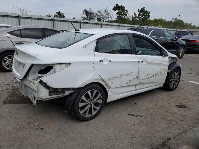 KMHCT4AE4HU334991 - 2017 HYUNDAI ACCENT SE WHITE photo 3