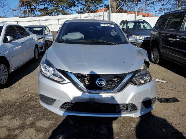 3N1AB7AP7JY292372 - 2018 NISSAN SENTRA S SILVER photo 5