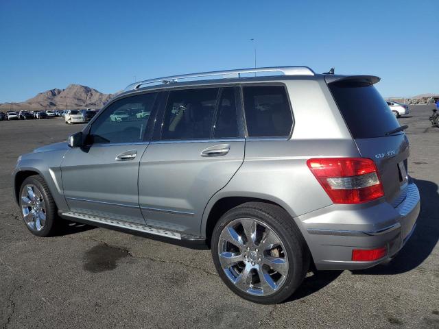 WDCGG5GB4AF422151 - 2010 MERCEDES-BENZ GLK 350 SILVER photo 2