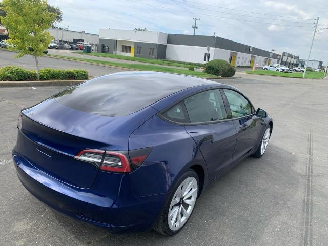 5YJ3E1EA6NF371937 - 2022 TESL MODEL 3 BLUE photo 4