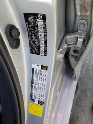 5YFEPRAE1LP064462 - 2020 TOYOTA COROLLA LE Srebrny zdjęcie 13