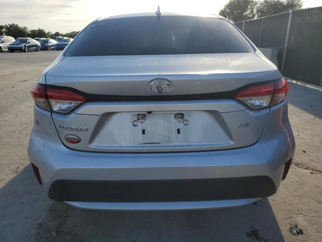 5YFEPRAE1LP064462 - 2020 TOYOTA COROLLA LE Srebrny zdjęcie 6