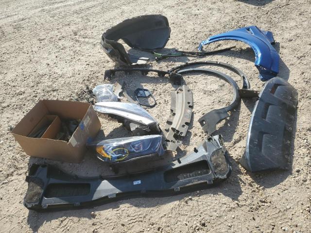 1FMCU9J92JUD24480 - 2018 FORD ESCAPE TITANIUM BLUE photo 13