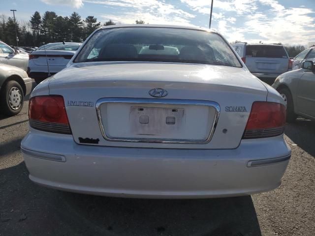 KMHWF35H64A014134 - 2004 HYUNDAI SONATA GLS WHITE photo 6