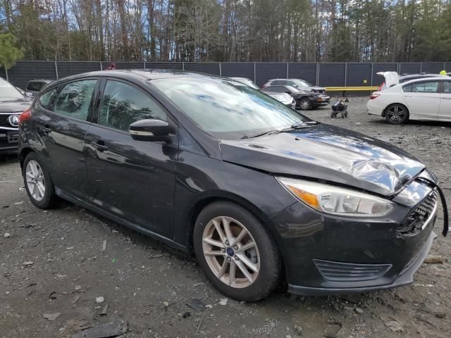 1FADP3K20FL346060 - 2015 FORD FOCUS SE BLACK photo 4