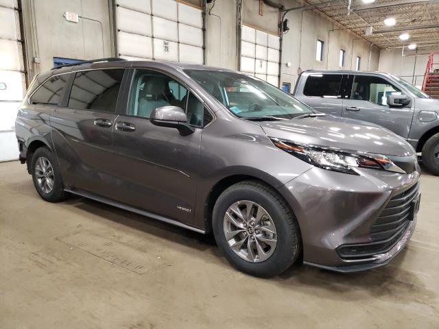 5TDBSKFC3MS014669 - 2021 TOYOTA SIENNA LE GRAY photo 4