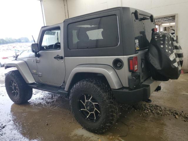1C4AJWBG7FL737038 - 2015 JEEP WRANGLER SAHARA ვერცხლისფერი ფოტო 2