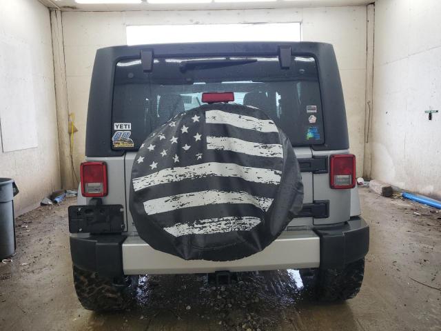 1C4AJWBG7FL737038 - 2015 JEEP WRANGLER SAHARA ვერცხლისფერი ფოტო 6