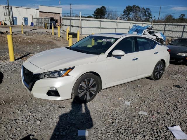 1N4BL4DV1KC138988 - 2019 NISSAN ALTIMA SV WHITE photo 1