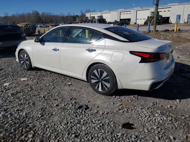 1N4BL4DV1KC138988 - 2019 NISSAN ALTIMA SV WHITE photo 2