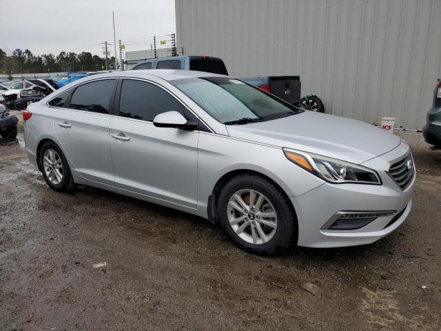 5NPE24AF4FH175616 - 2015 HYUNDAI SONATA SE SILVER photo 4