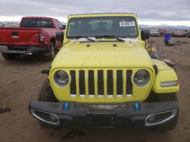 1C4JJXP60PW553825 - 2023 JEEP WRANGLER SAHARA 4XE YELLOW photo 5