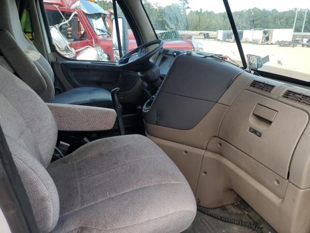 1FUJGLBG4ELFJ1451 - 2014 FREIGHTLINER CASCADIA 1 WHITE photo 5