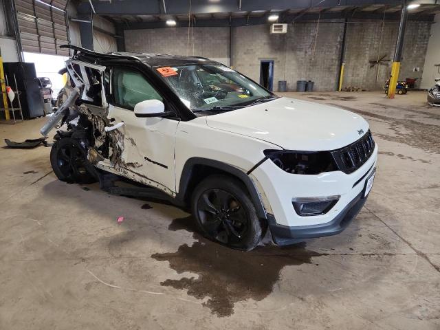 3C4NJDBB7JT395873 - 2018 JEEP COMPASS LATITUDE Beyaz fotoğraf 4