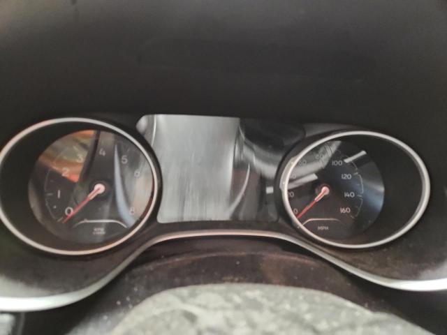 3C4NJDBB7JT395873 - 2018 JEEP COMPASS LATITUDE Beyaz fotoğraf 9