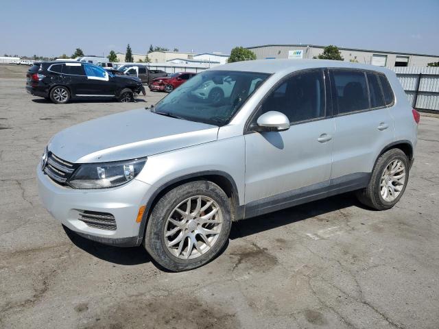 2013 VOLKSWAGEN TIGUAN S, 