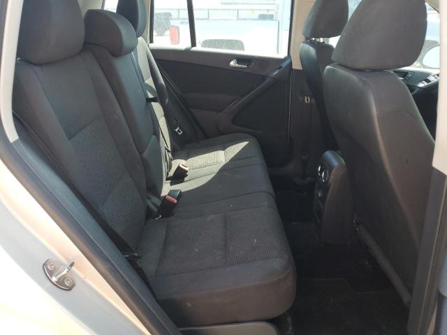 WVGAV3AX0DW620400 - 2013 VOLKSWAGEN TIGUAN S 银色 照片 10