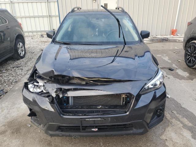 JF2GTAAC8JH214078 - 2018 SUBARU CROSSTREK GRAY photo 5