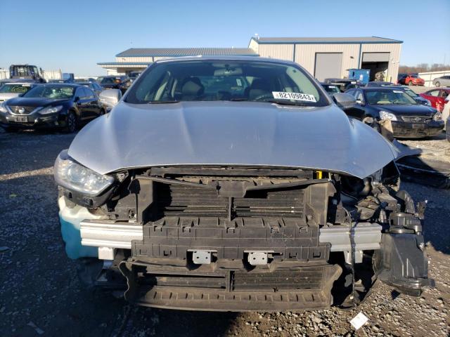 3FA6P0H77GR210988 - 2016 FORD FUSION SE SILVER photo 5