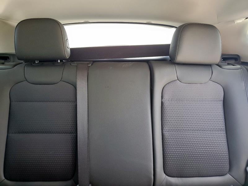 KL77LHE26RC044141 - 2024 CHEVROLET TRAX 1LT SILVER photo 10